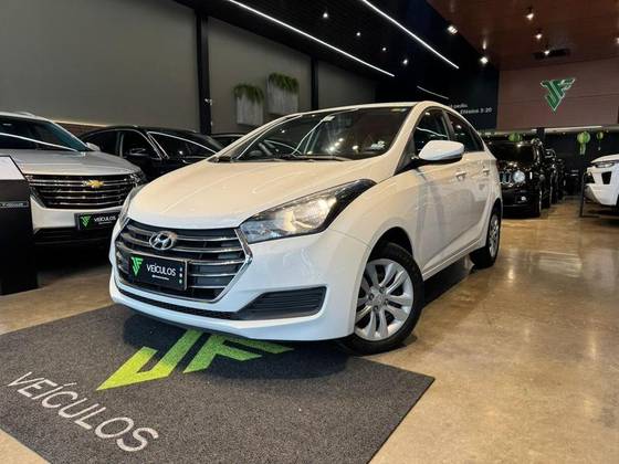 HYUNDAI HB20S 1.6 COMFORT PLUS 16V FLEX 4P MANUAL